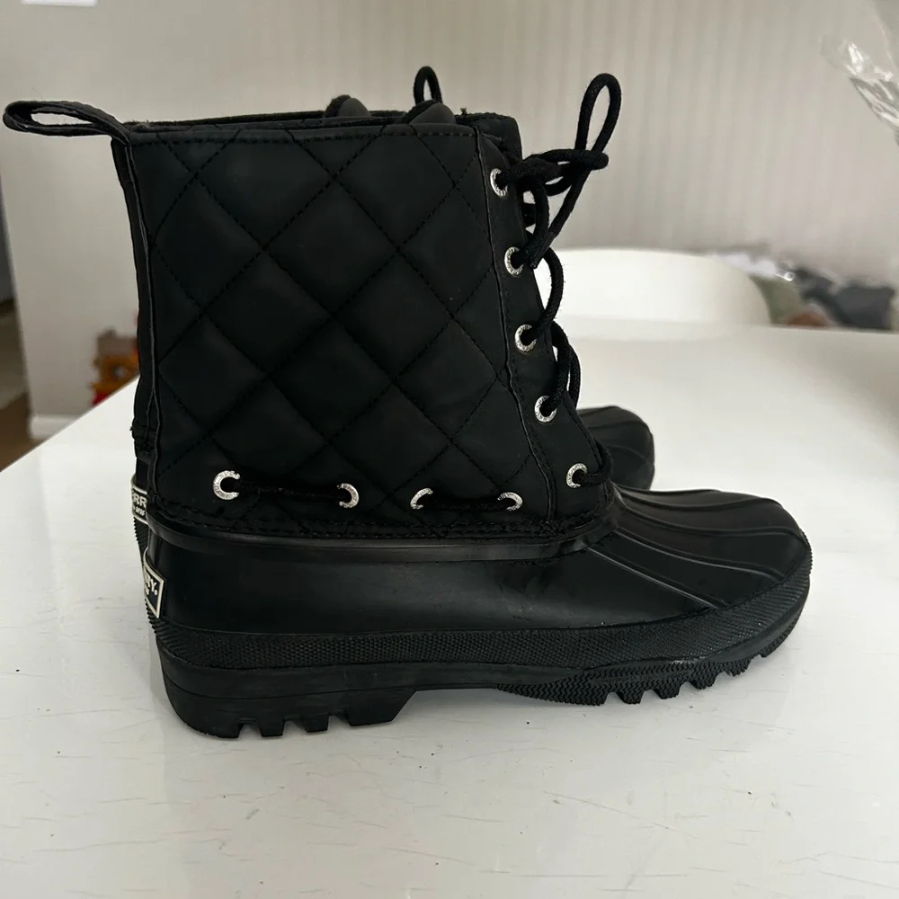 Sperry Black Quilted Waterproof Winter Boots Women’s Size 7 Snow Rain